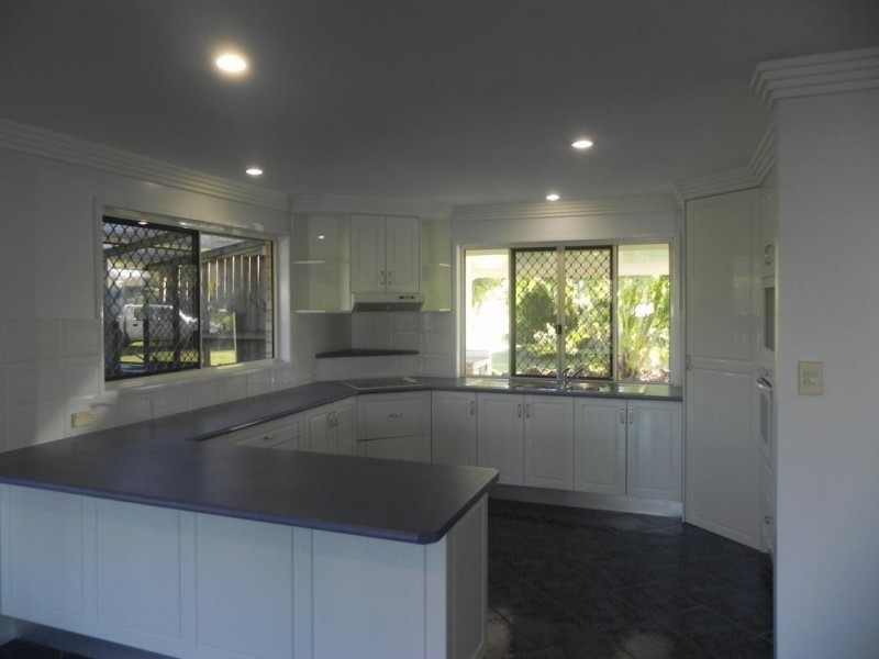 30 Oceanview Street, Bargara QLD 4670