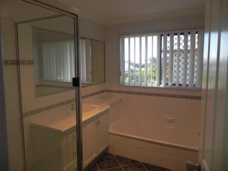 30 Oceanview Street, Bargara QLD 4670