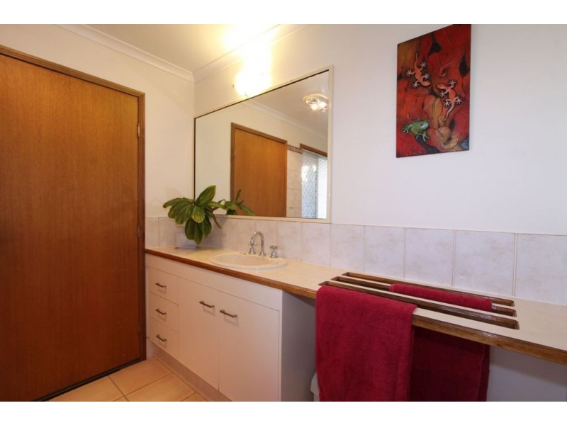113 Barolin Esplanade, Coral Cove QLD 4670