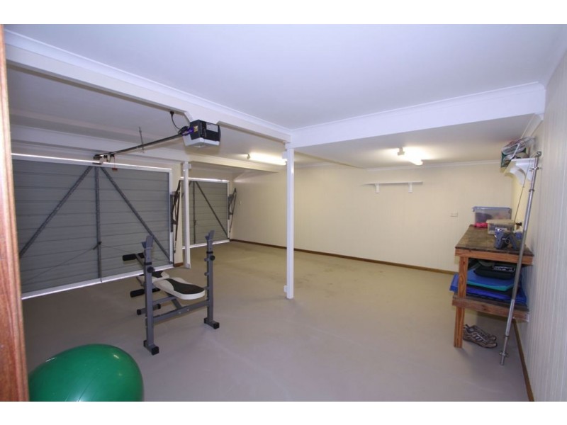 113 Barolin Esplanade, Coral Cove QLD 4670