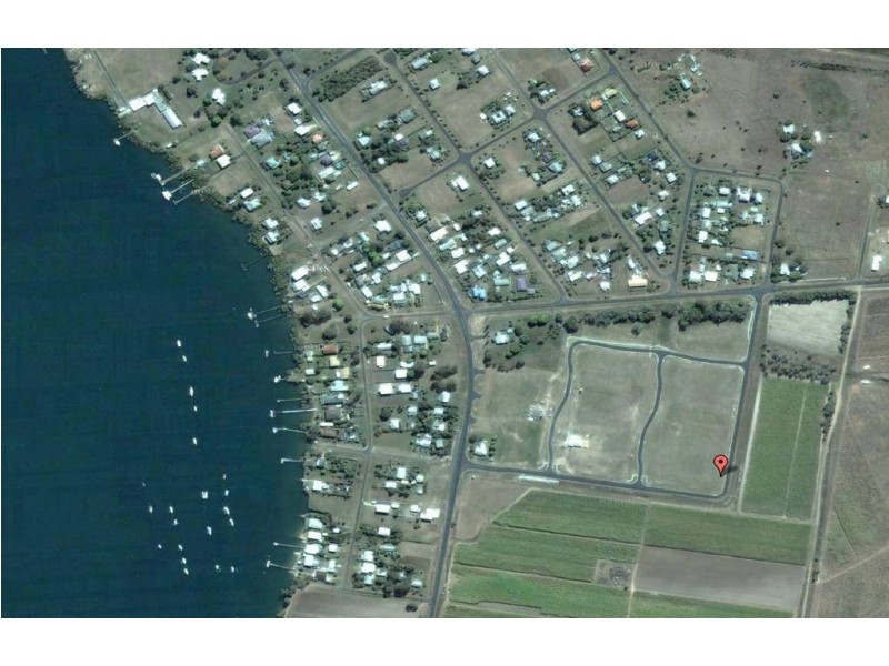 29 Beachmere St, Burnett Heads QLD 4670