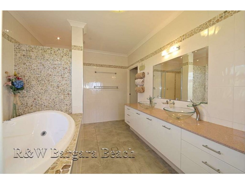 12 Breaker Court, Bargara QLD 4670
