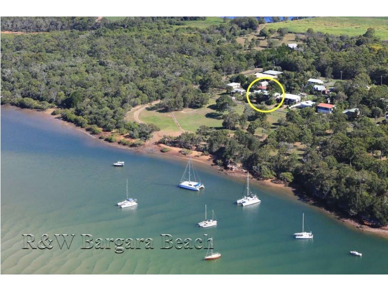 63 McIntosh Avenue, Elliott Heads QLD 4670
