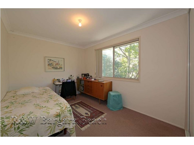 63 McIntosh Avenue, Elliott Heads QLD 4670