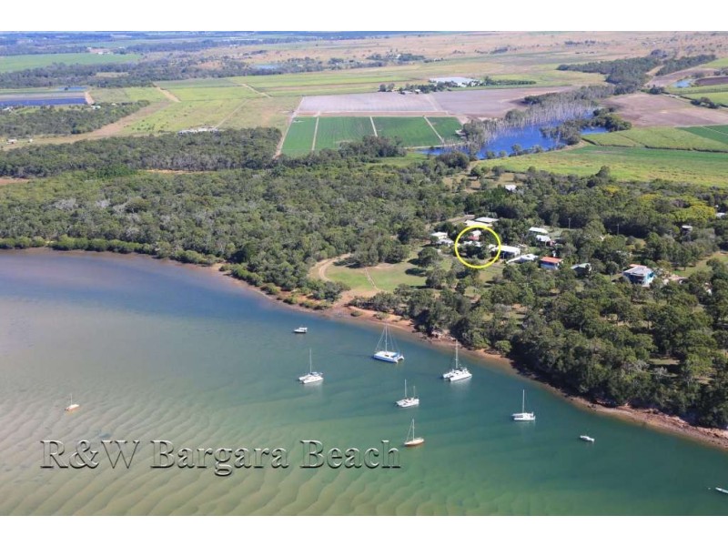 63 McIntosh Avenue, Elliott Heads QLD 4670