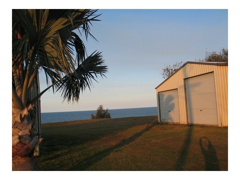 80 Barolin Esplanade, Coral Cove QLD 4670