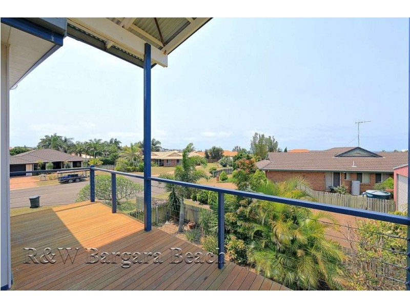 10 Spyglass Hill Court, Coral Cove QLD 4670