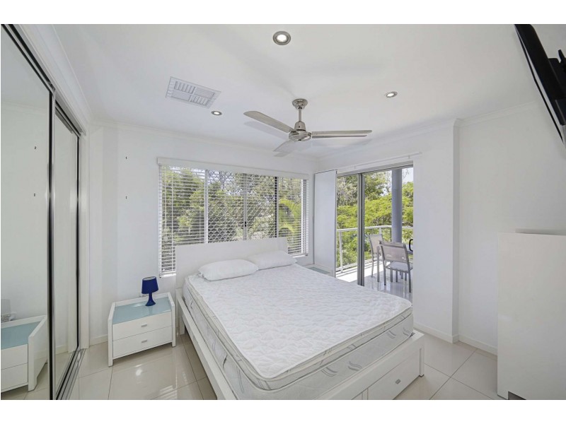 Unit 6, Beach Break, 6 McDougall Street, Bargara QLD 4670