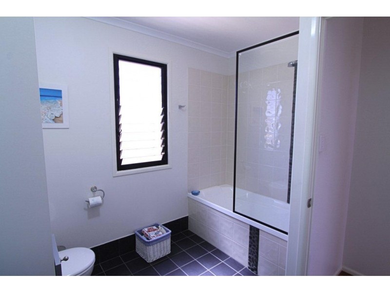 7 Cedar Street, Innes Park QLD 4670