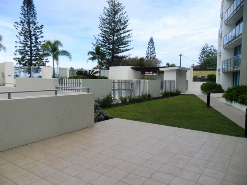 Unit 1, Dwell, 107 Esplanade, Bargara QLD 4670