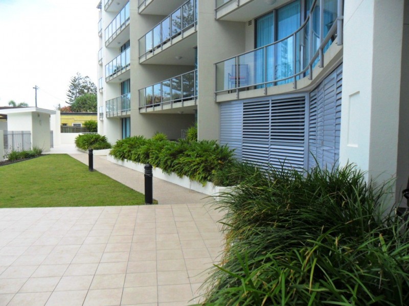 Unit 1, Dwell, 107 Esplanade, Bargara QLD 4670