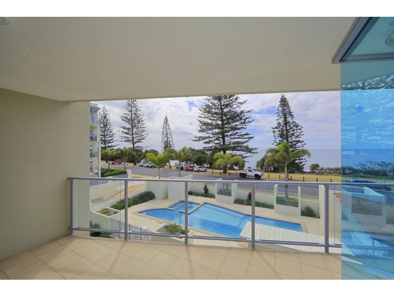 Unit 16, Dwell, 107 Esplanade, Bargara QLD 4670