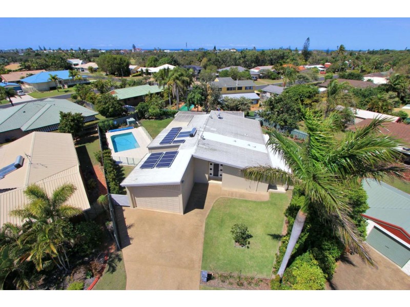 5 Nagle Court, Bargara QLD 4670