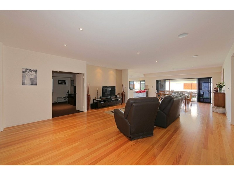 88 Fairway Drive, Bargara QLD 4670