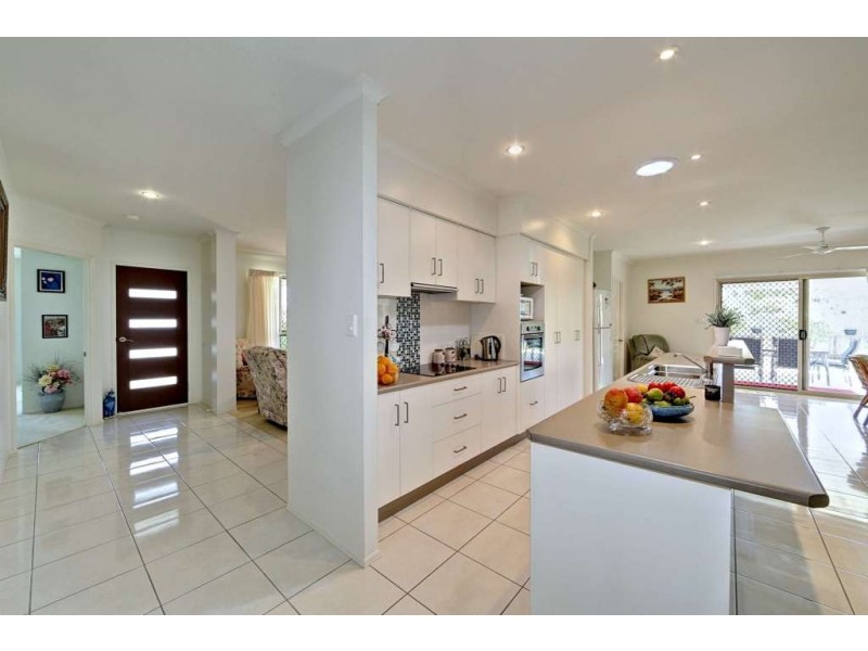 3 Blain Street, Bargara QLD 4670