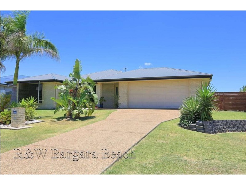 18 Bisdee Street, Coral Cove QLD 4670