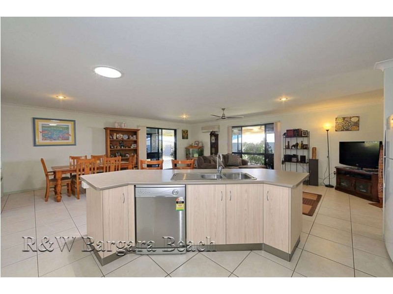 18 Bisdee Street, Coral Cove QLD 4670