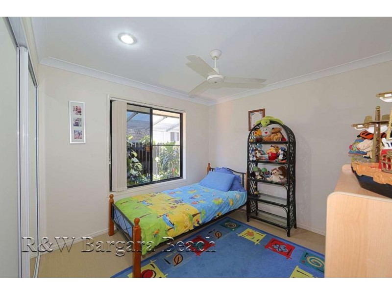 18 Bisdee Street, Coral Cove QLD 4670