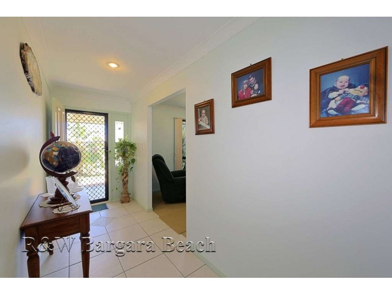 18 Bisdee Street, Coral Cove QLD 4670