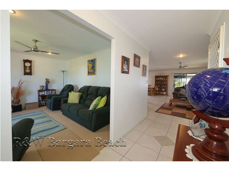 18 Bisdee Street, Coral Cove QLD 4670