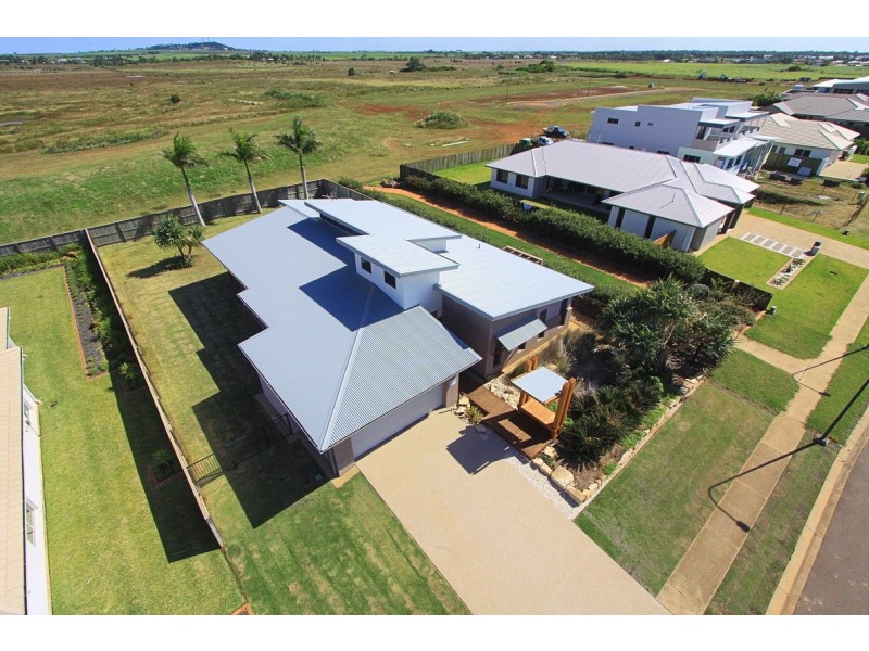 18 Panoramic Way, Bargara QLD 4670