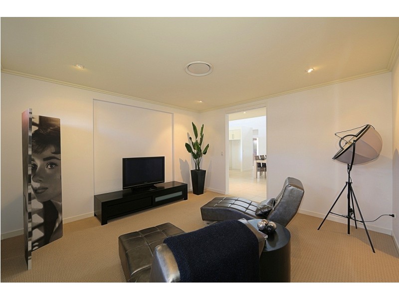 18 Panoramic Way, Bargara QLD 4670