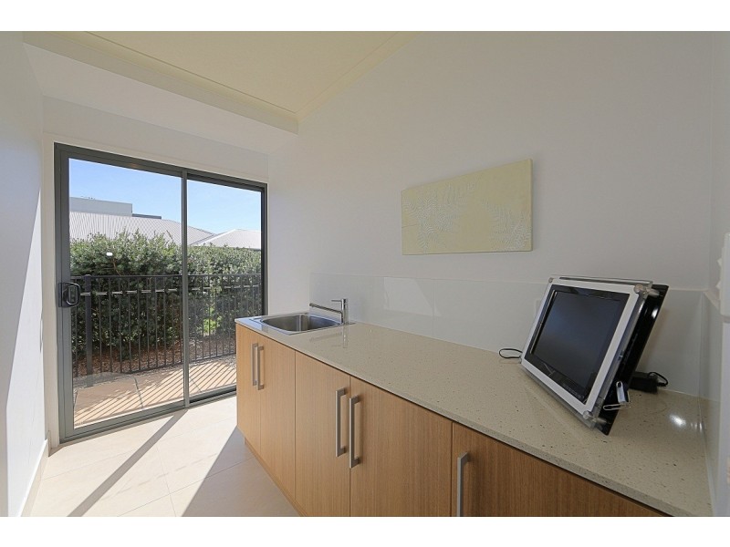 18 Panoramic Way, Bargara QLD 4670