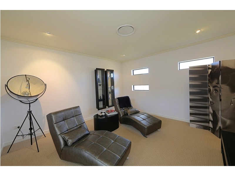 18 Panoramic Way, Bargara QLD 4670