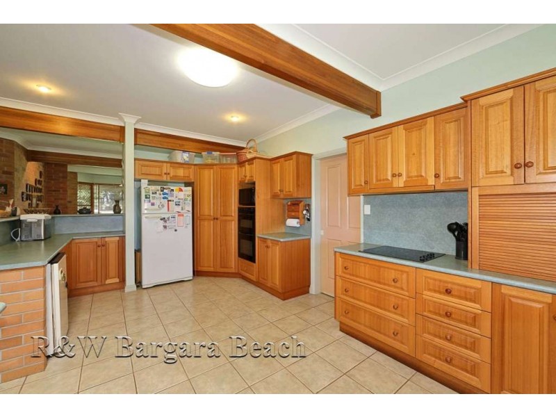 127 Seaview Rd, Bargara QLD 4670
