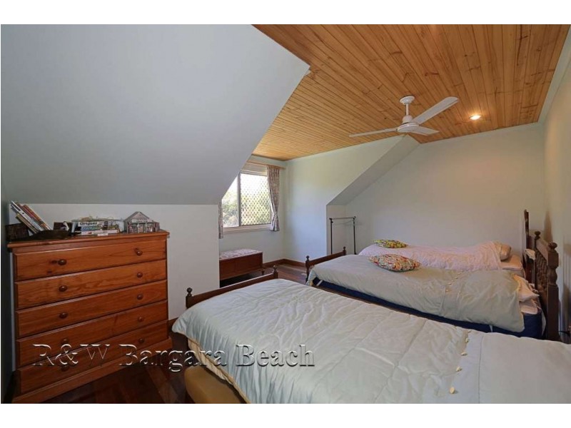 127 Seaview Rd, Bargara QLD 4670