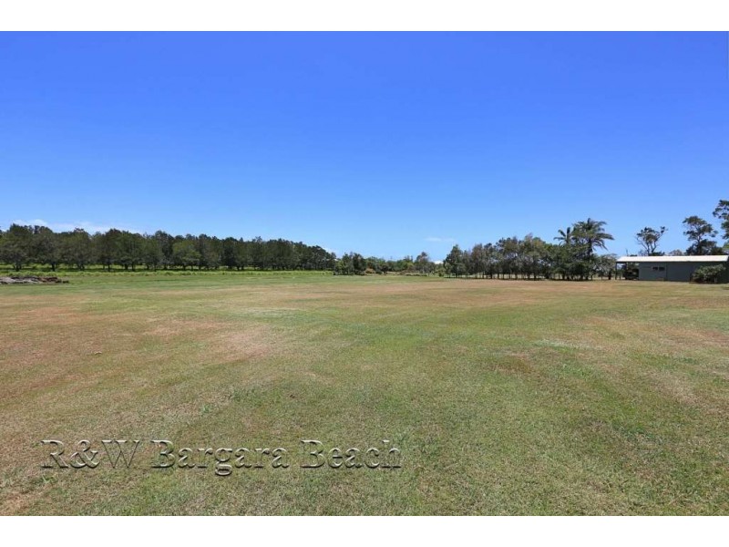 127 Seaview Rd, Bargara QLD 4670