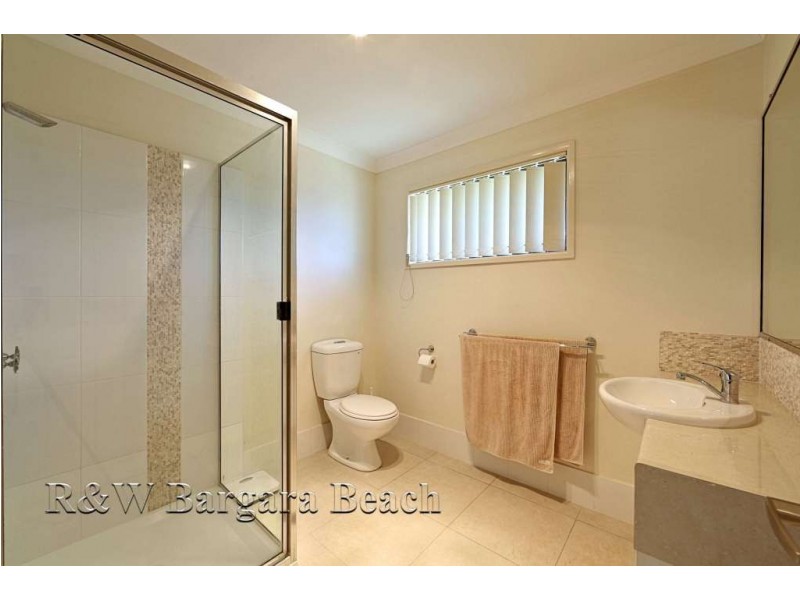 16 Back Hill Drive, Coral Cove QLD 4670