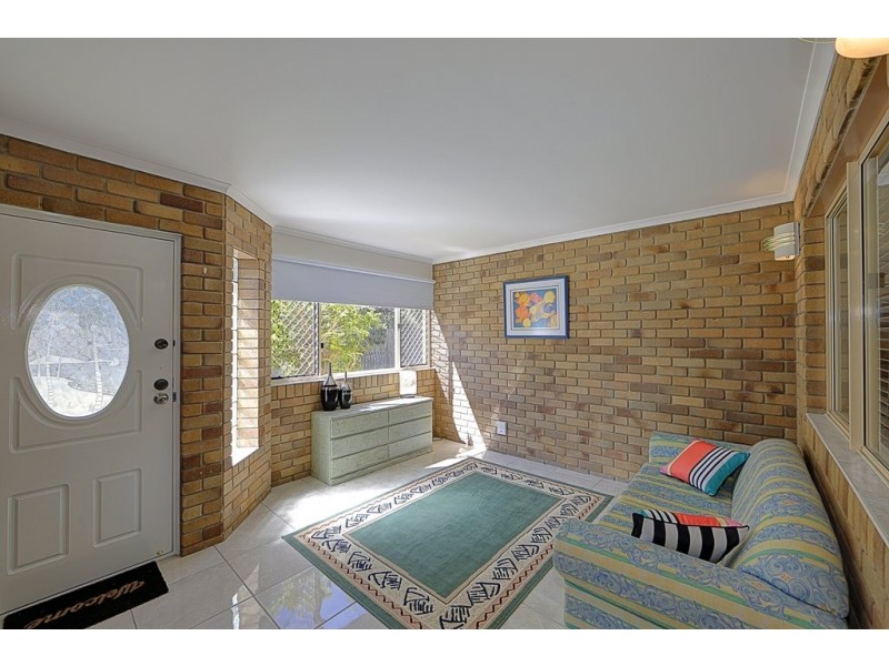 Unit 2, 21 McCavanagh Street, Bargara QLD 4670