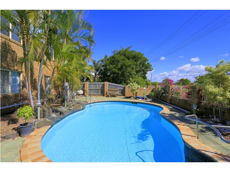 Unit 2, 21 McCavanagh Street, Bargara QLD 4670
