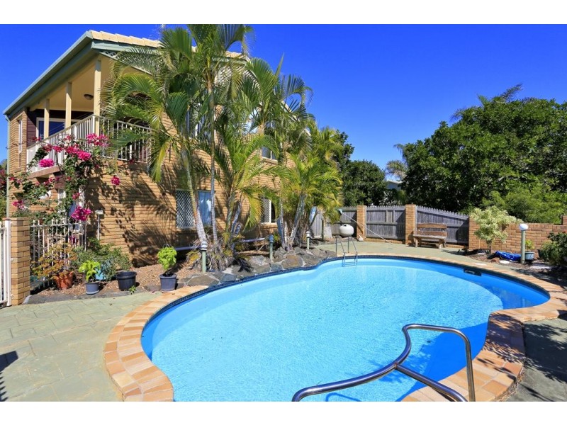 Unit 2, 21 McCavanagh Street, Bargara QLD 4670
