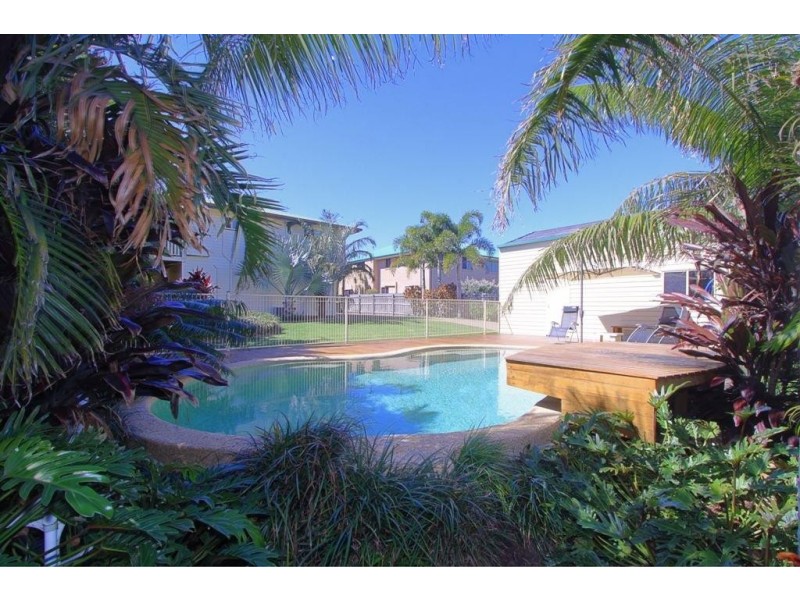 113 Barolin Esplanade, Coral Cove QLD 4670