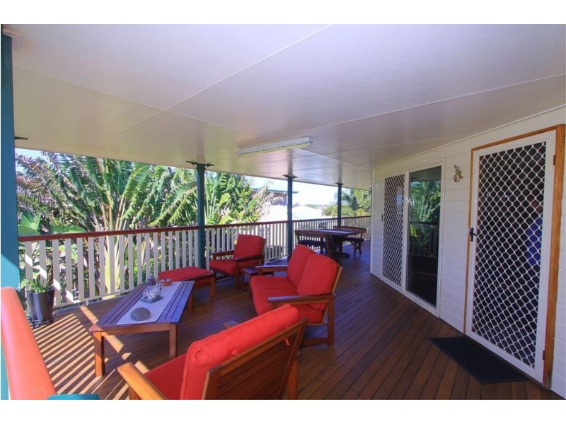 113 Barolin Esplanade, Coral Cove QLD 4670