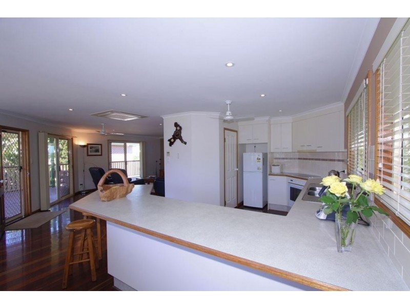 113 Barolin Esplanade, Coral Cove QLD 4670