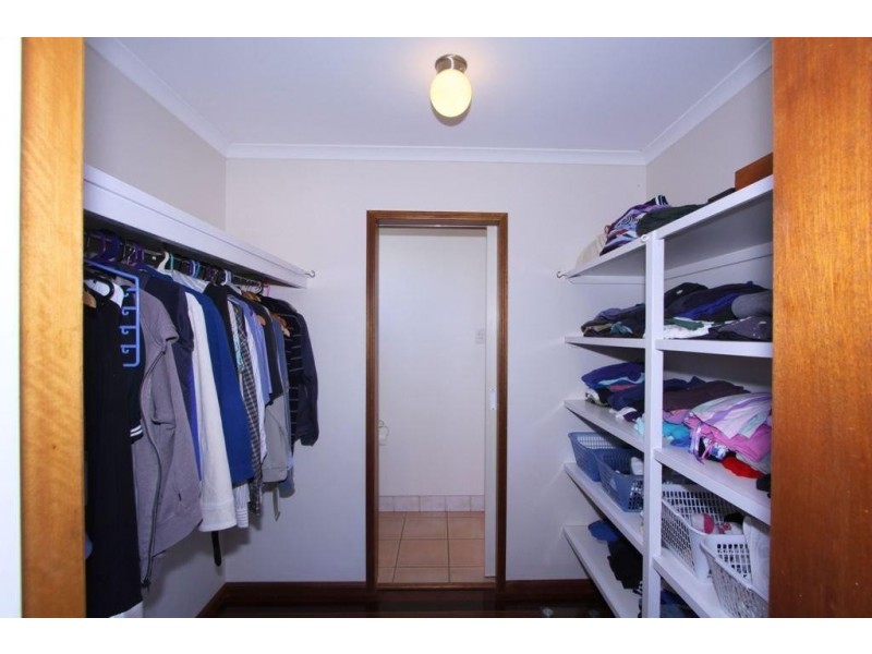 113 Barolin Esplanade, Coral Cove QLD 4670