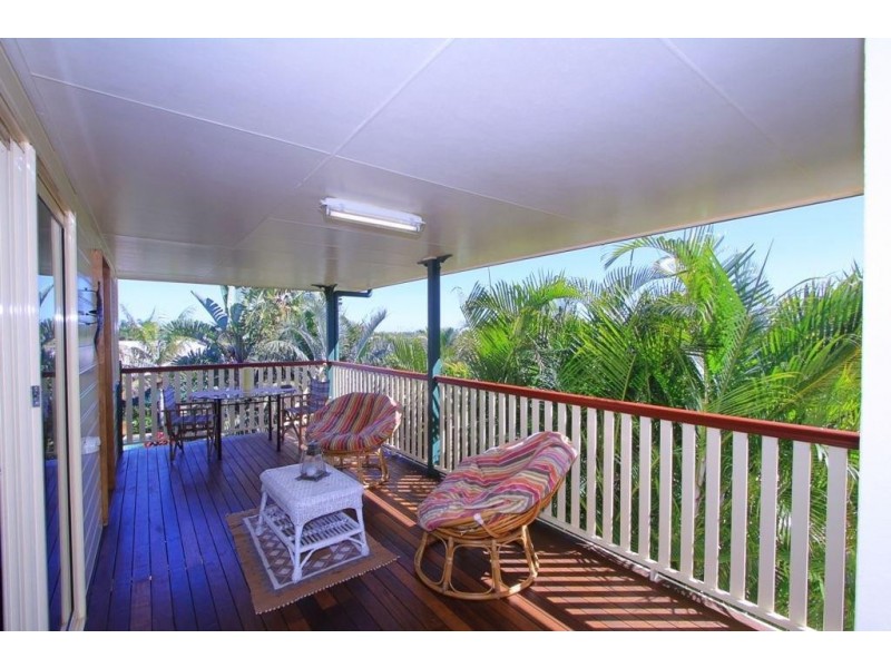 113 Barolin Esplanade, Coral Cove QLD 4670