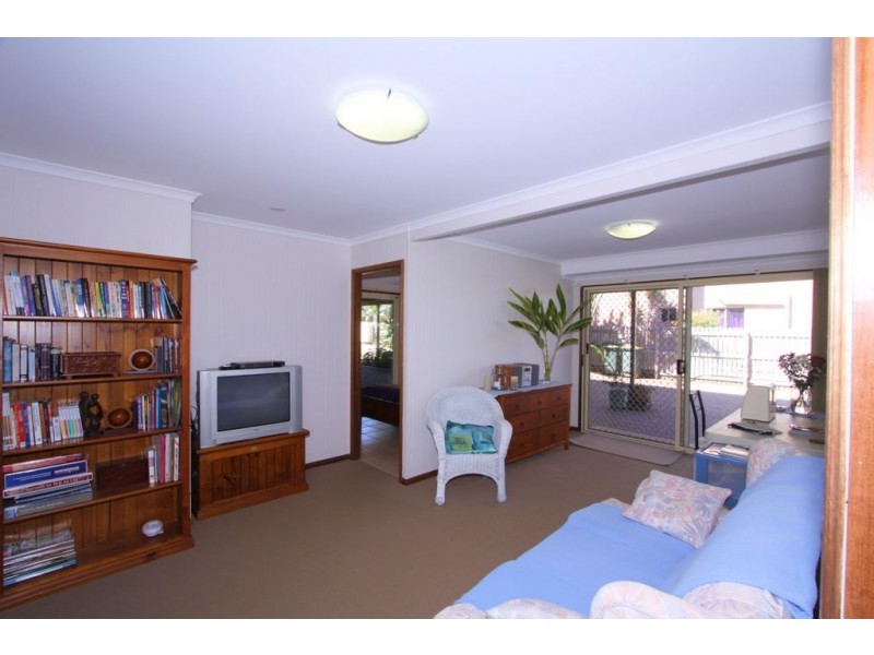 113 Barolin Esplanade, Coral Cove QLD 4670