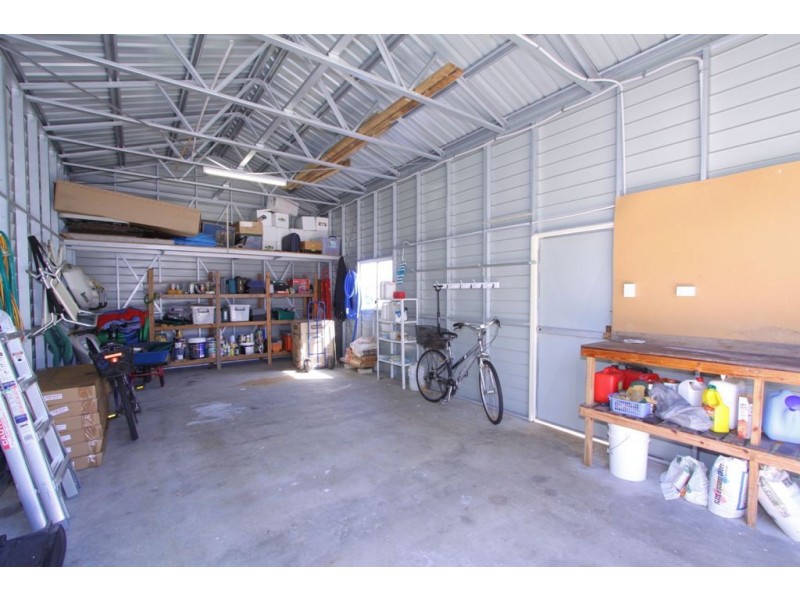 113 Barolin Esplanade, Coral Cove QLD 4670
