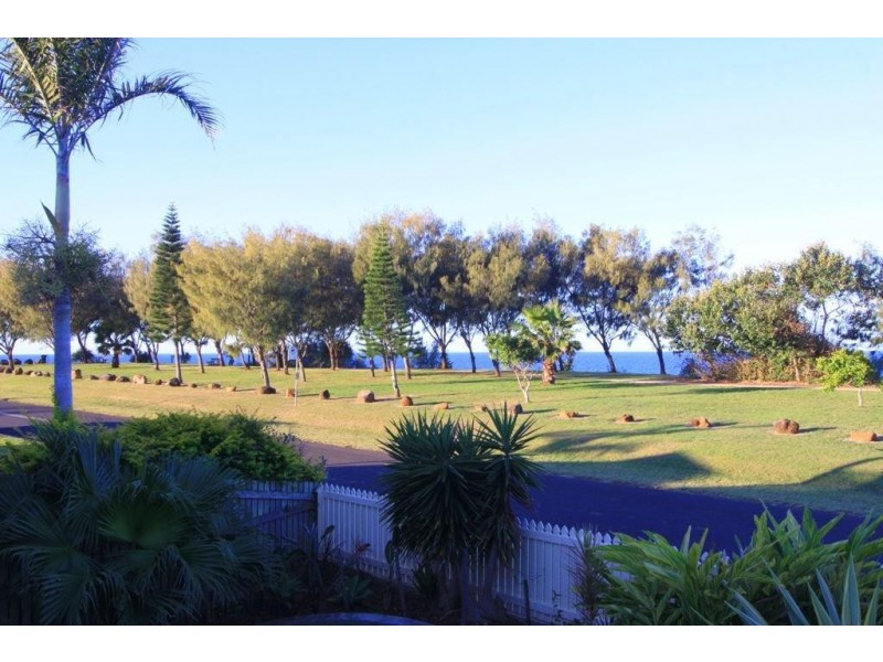 113 Barolin Esplanade, Coral Cove QLD 4670
