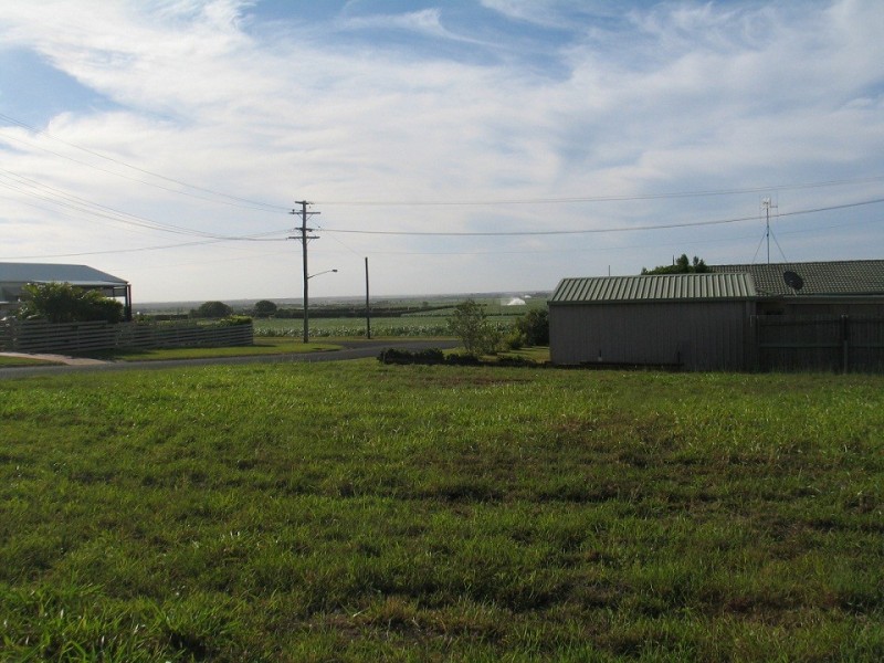 52-54 Linden Crescent, Qunaba QLD 4670