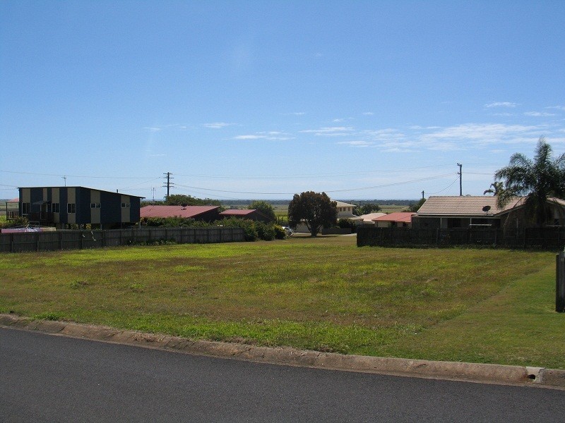 52-54 Linden Crescent, Qunaba QLD 4670