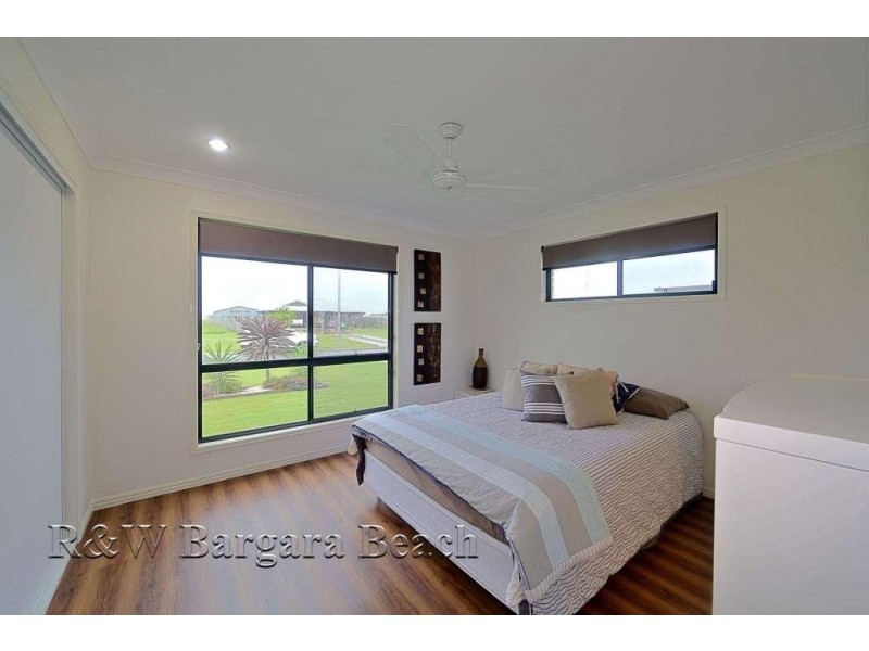 7 Sandstone Street, Burnett Heads QLD 4670