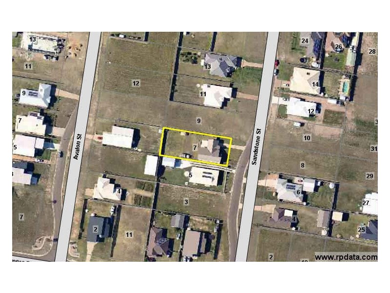 7 Sandstone Street, Burnett Heads QLD 4670