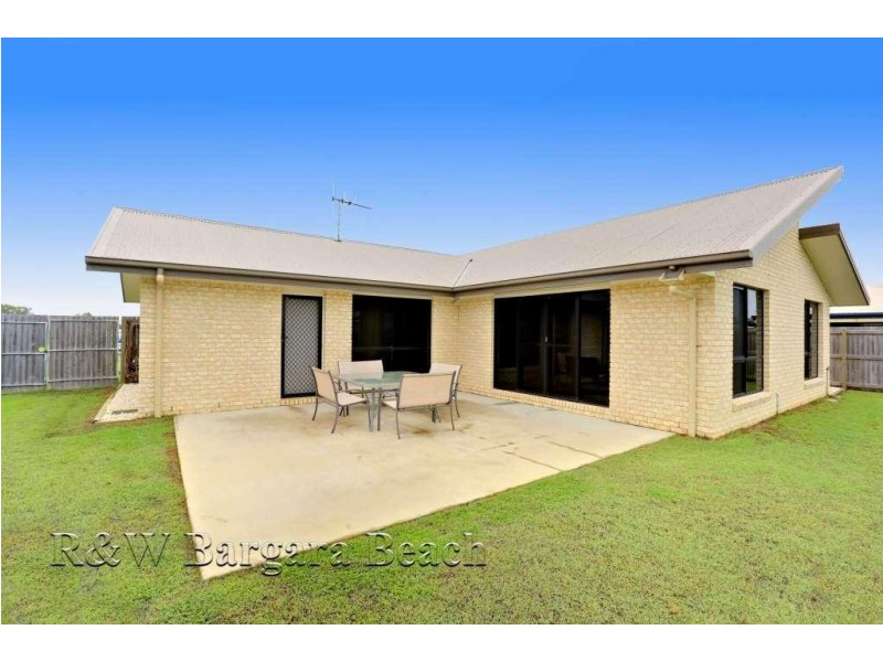 7 Sandstone Street, Burnett Heads QLD 4670