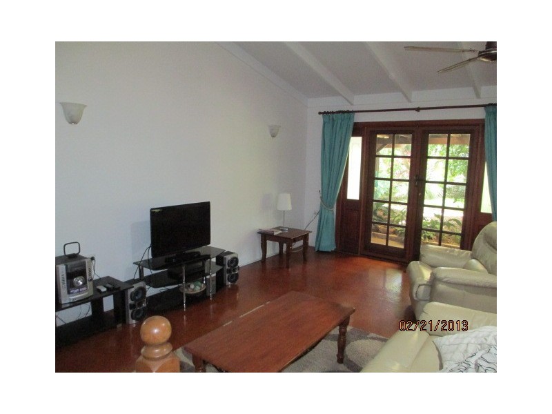 35 Bathurst Street, Elliott Heads QLD 4670