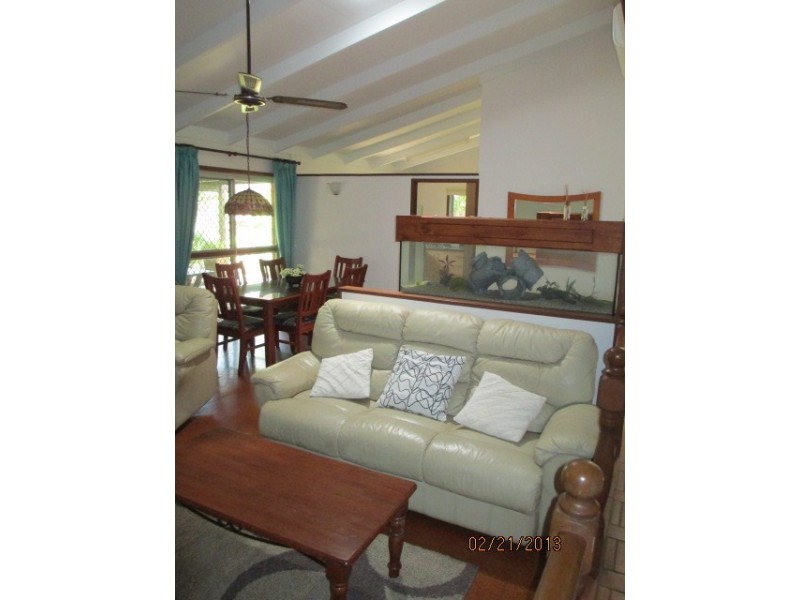 35 Bathurst Street, Elliott Heads QLD 4670